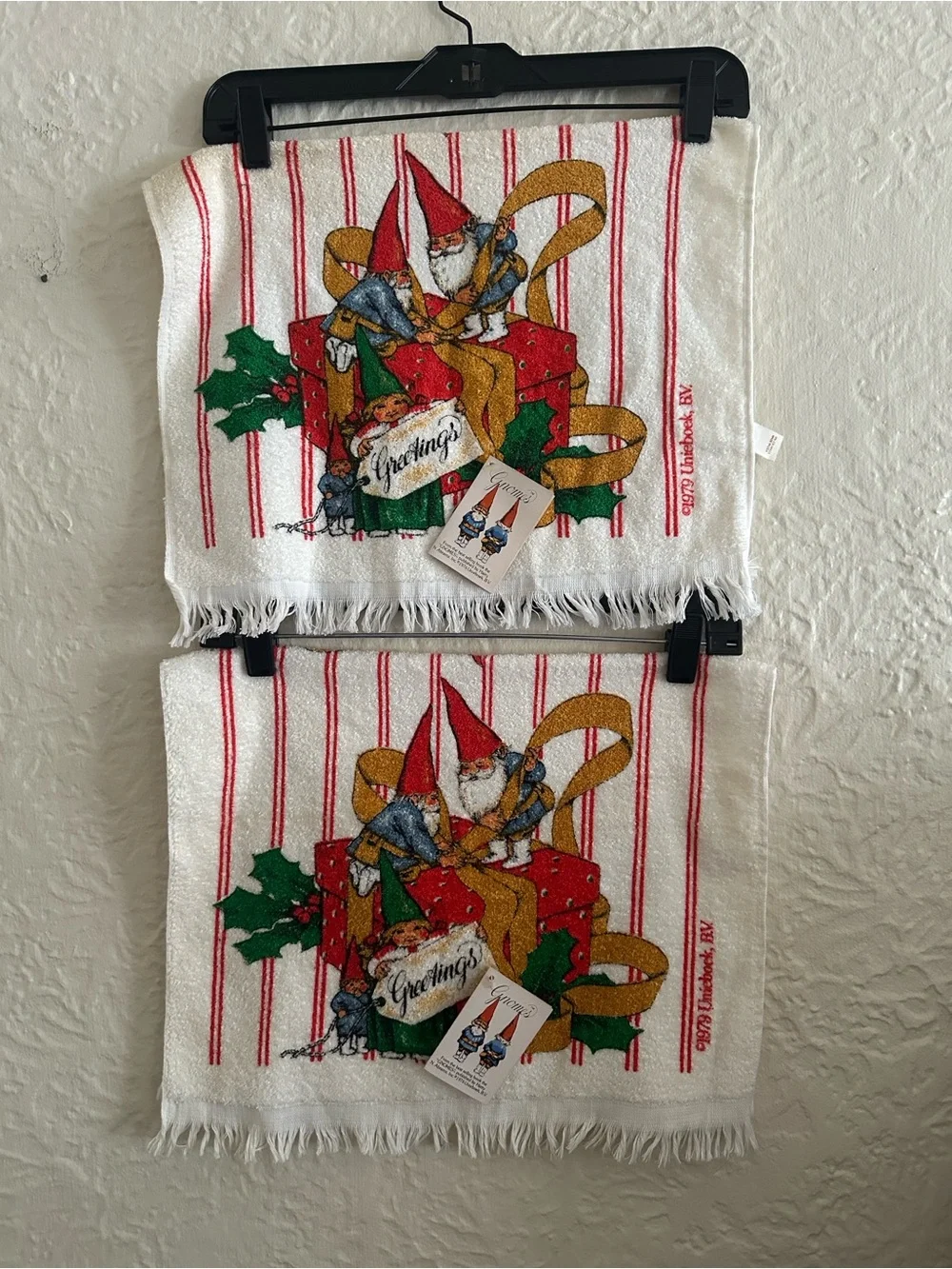 Vintage Unieboek Christmas Gnome Towels Set 2 NWT Deadstock Discoloration